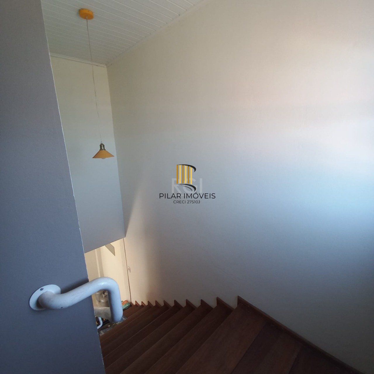 2 Casa com 4 quartos, 2 vagas de garagem, no bairro Belém Novo, Porto Alegre/RS     