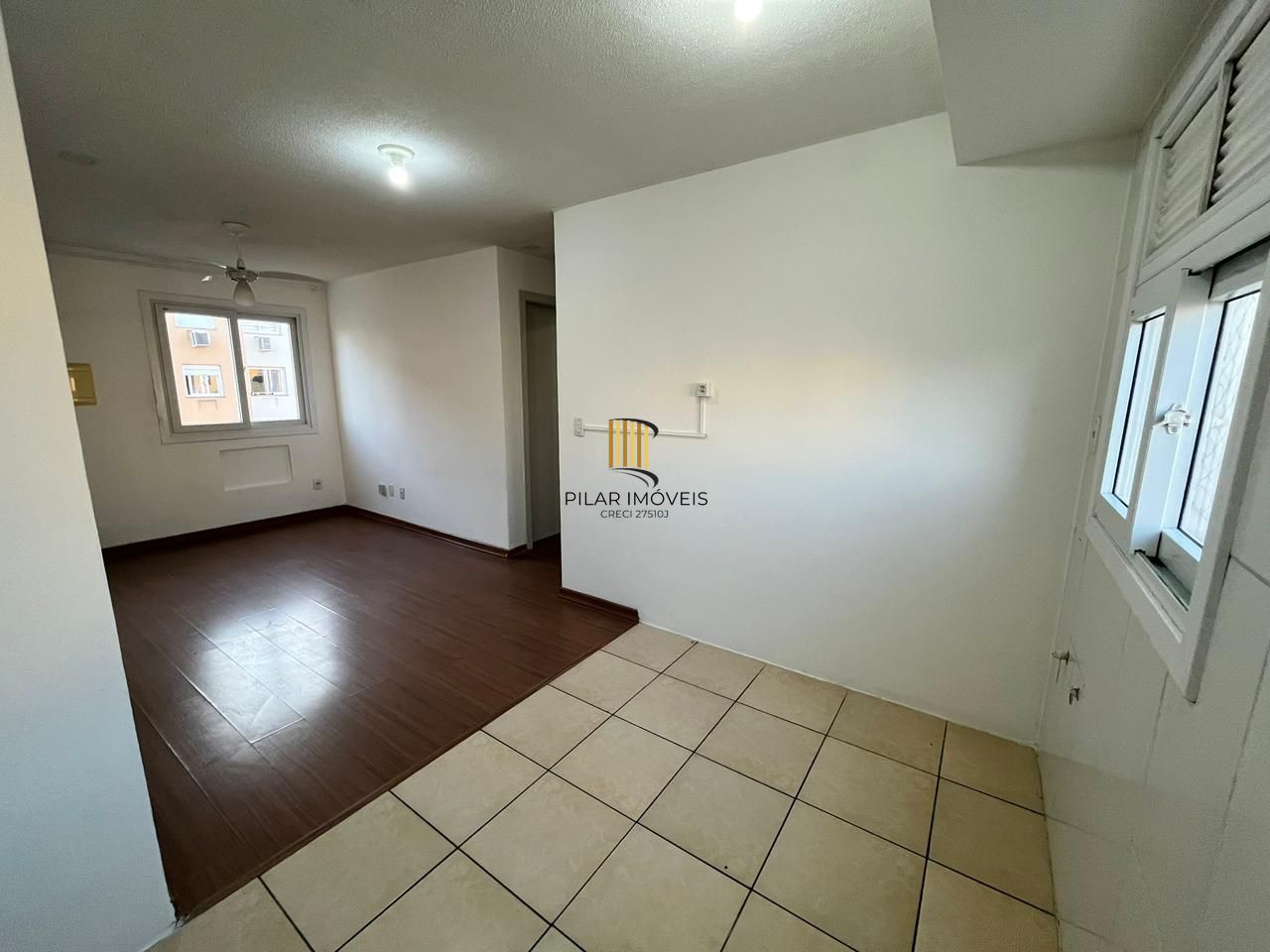 Apartamento com 02 quartos e 01 vaga no Bairro Restinga em Porto Alegre