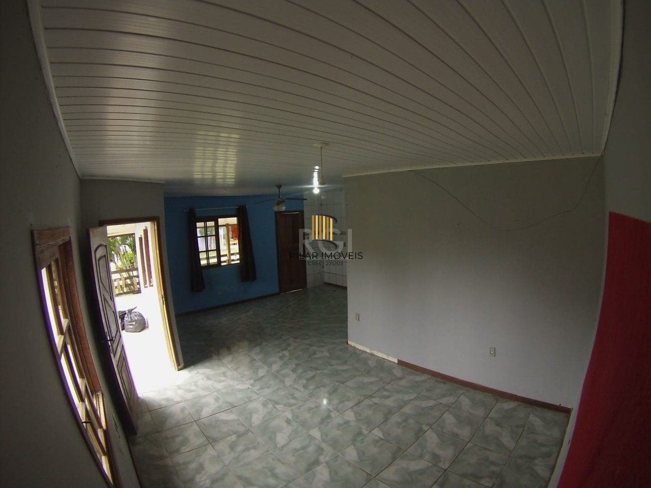 Casa 5 dormitórios no bairro Ponta Grossa