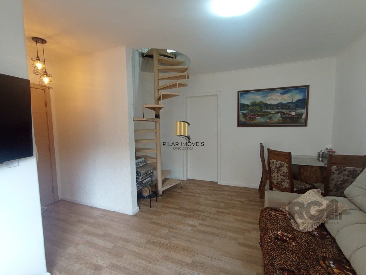 Apartamento duplex para Venda - 93.32m², 2 dormitórios, sendo 1 suite, 1 vaga - Santo Antonio, Porto Alegre