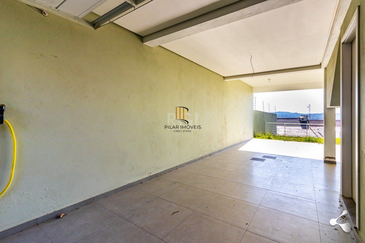 Casa 3 dormitórios no bairro Espírito Santo