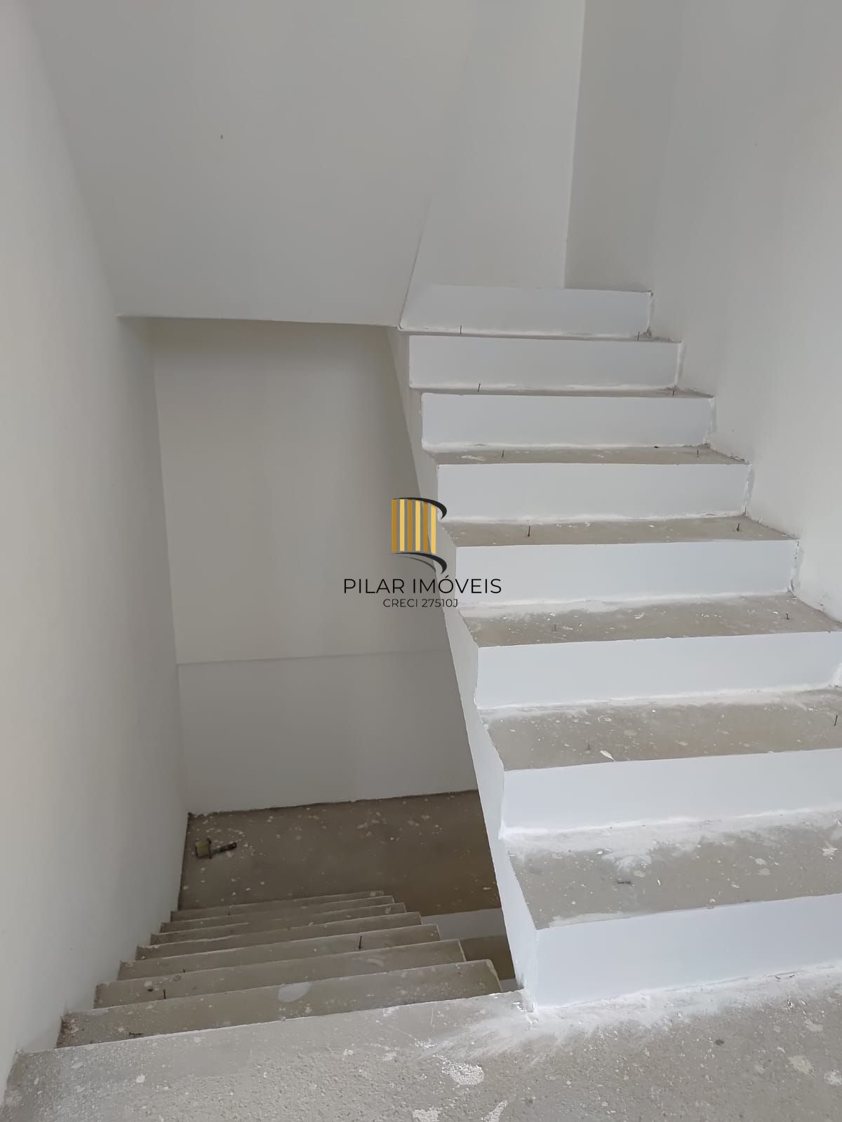 Casa 3 dormitórios no bairro Partenon