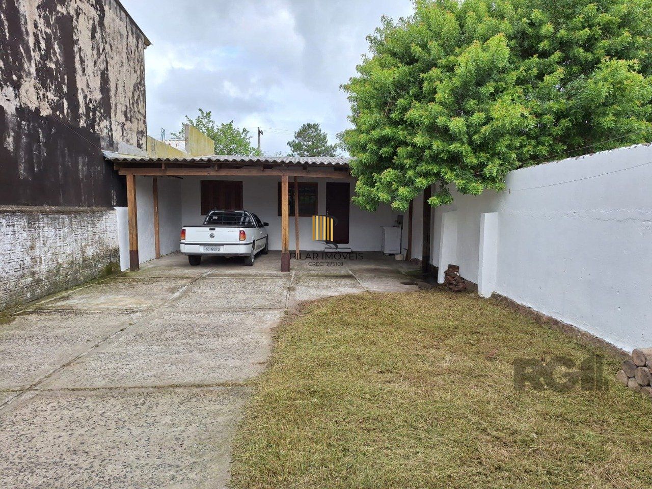 Casa 2 dormitórios no bairro Ponta Grossa