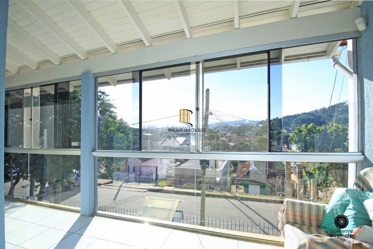Casa para Venda - 328.5m², 3 dormitórios, sendo 1 suites, 3 vagas - Cavalhada, Porto Alegre