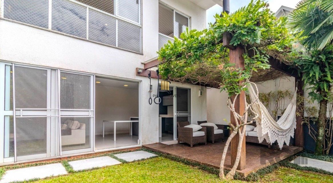 Casa em Condomínio com 04 Quartos - 4 vagas, 200,36 m² de área privativa - LOMBA DO PINHEIRO