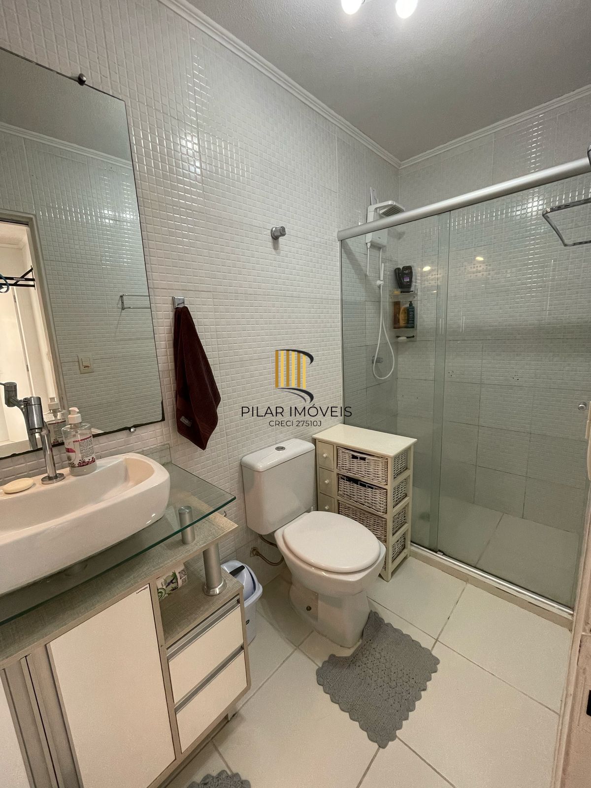 Apartamento com 02 quartos no Bairro Sarandi