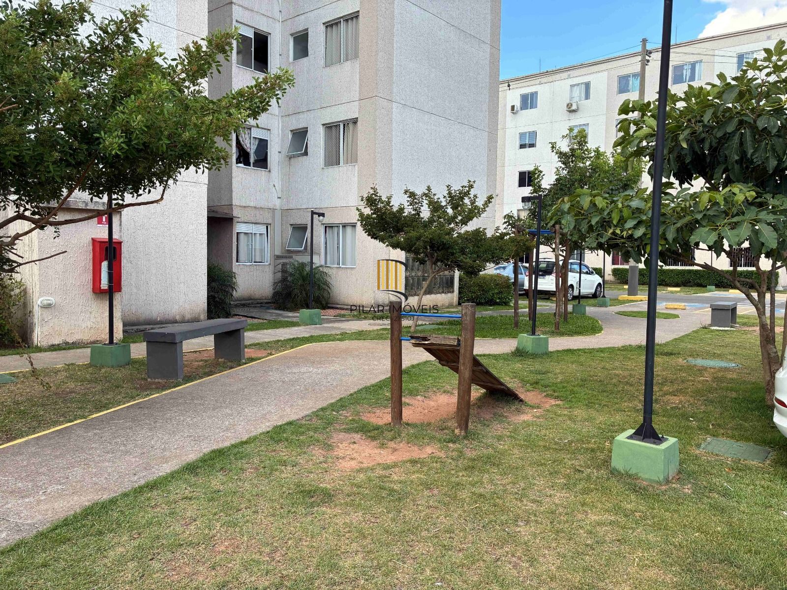 Apartamento com 02 quartos e 01 vaga no Bairro Santa Rosa de Lima em Porto Alegre