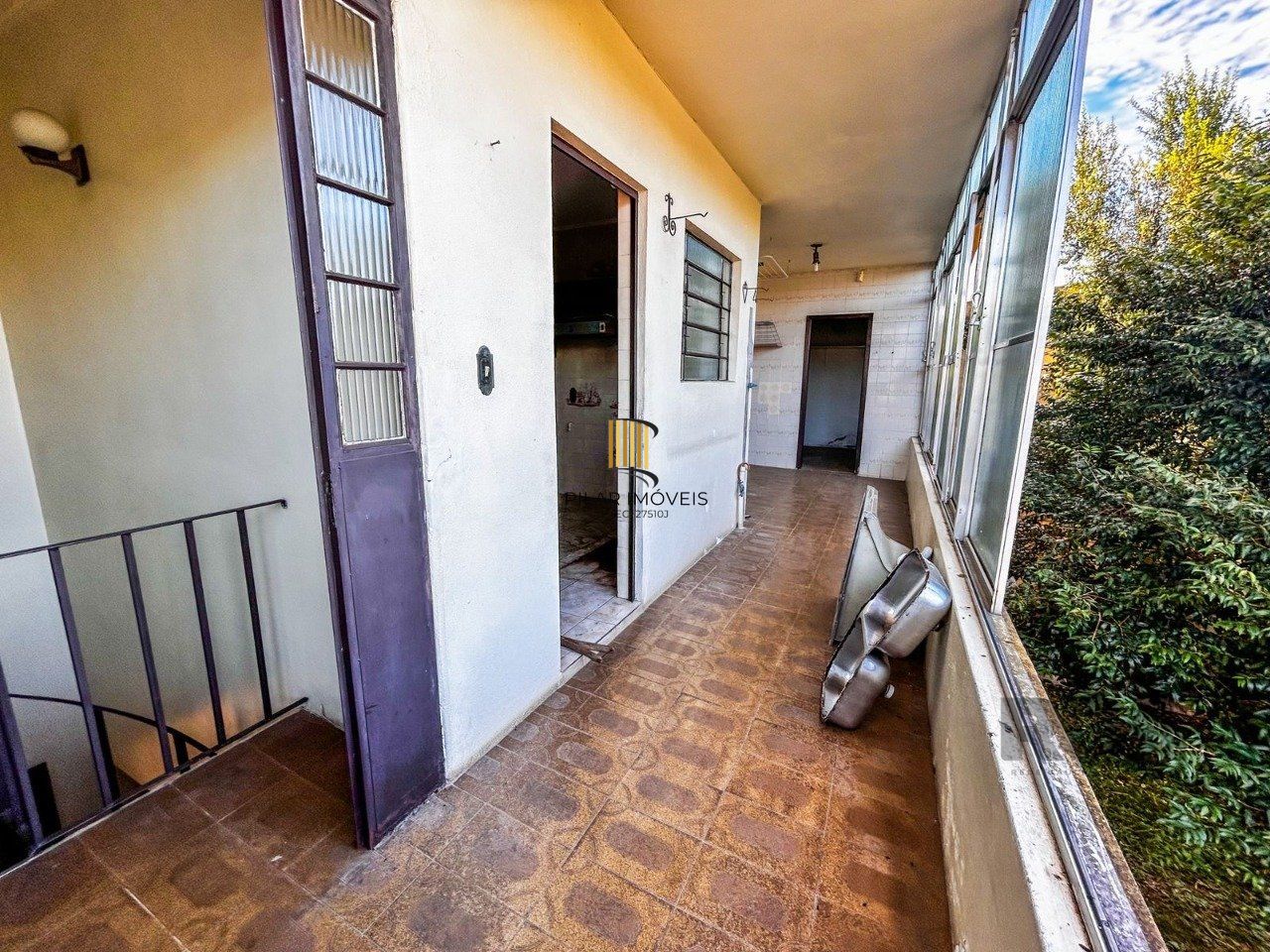 Casa de 3 dormitórios, 1 suíte, garagem fechada, churrasqueira, no bairro Cavalhada Porto Alegre/RS