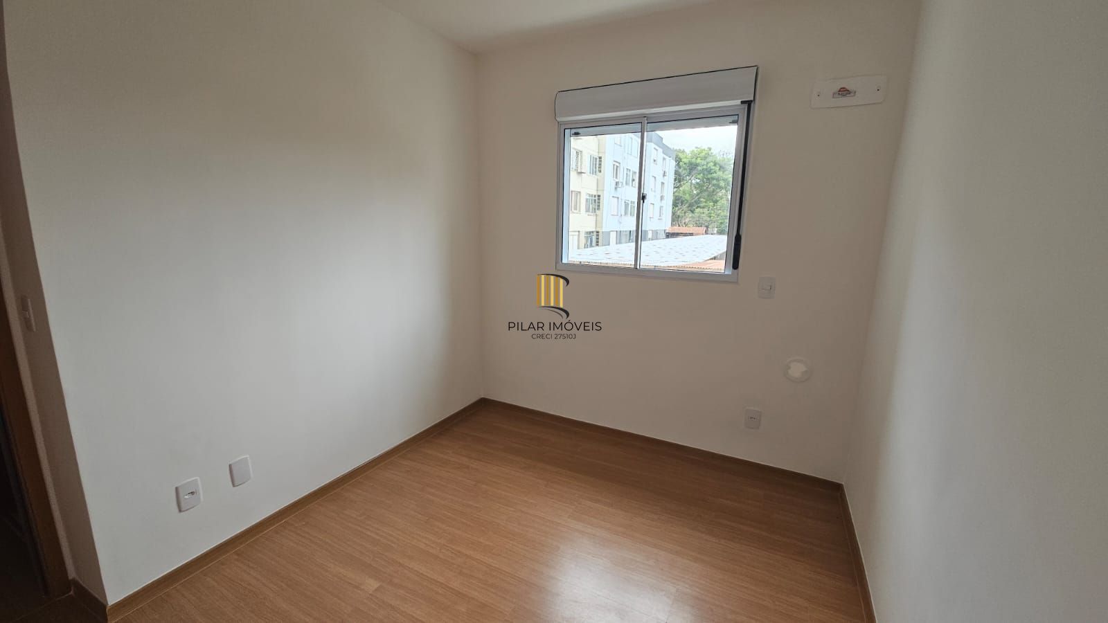 Apartamento de 2 dormitórios com 1 vaga de garagem , nunca habitado !