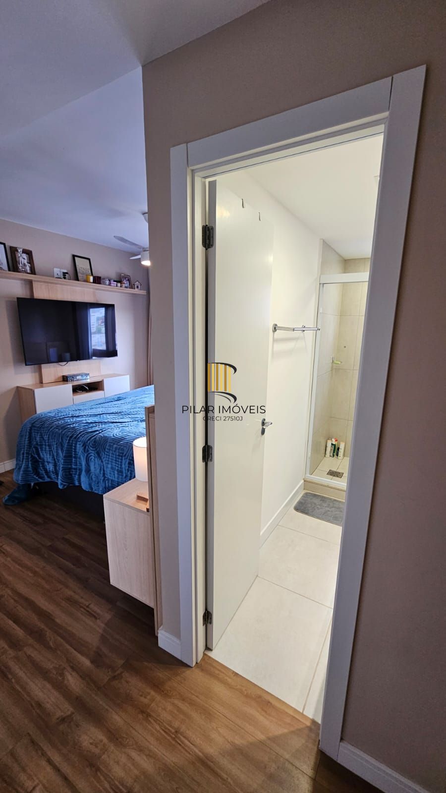 Apartamento de 2 dormitórios 2 suítes , vaga dupla coberta escriturada !