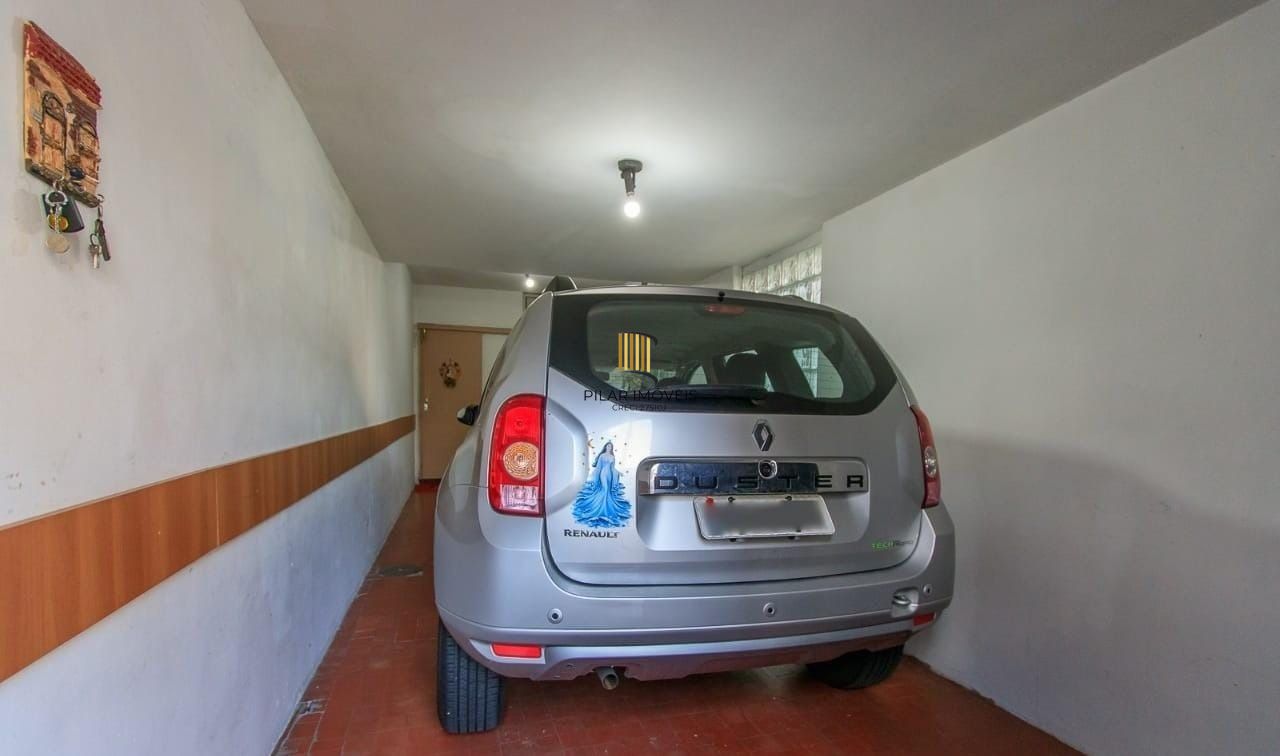 Casa para Venda - 222m², 3 dormitórios, sendo 3 suites, 2 vagas - Menino Deus