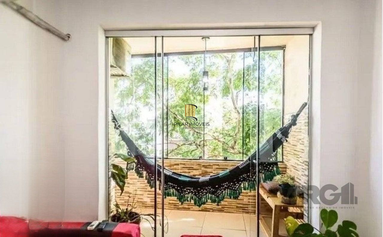 Apartamento com 03 dormitórios no Bairro Rio Branco de Porto Alegre
