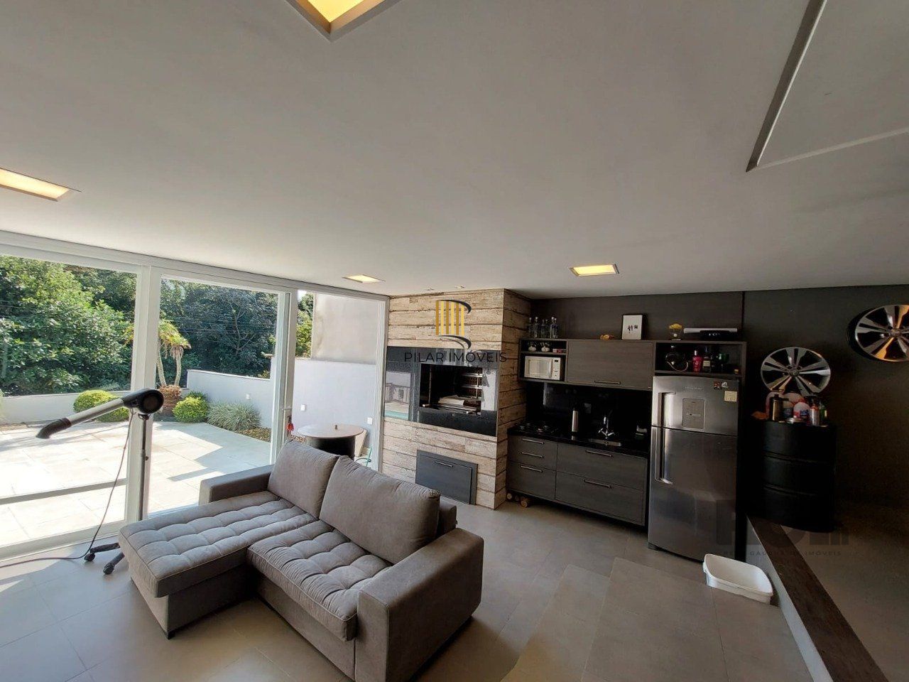 Casa para Venda - 296m², 3 dormitórios, sendo 1 suites, 3 vagas - Vila Nova, Porto Alegre
