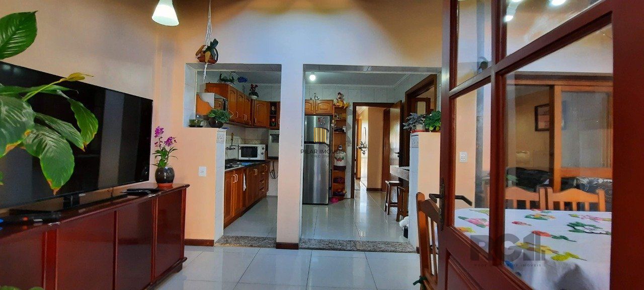 Casa Condominio para Venda - 129.58m², 3 dormitórios, sendo 1 suites, 3 vagas - Cavalhada