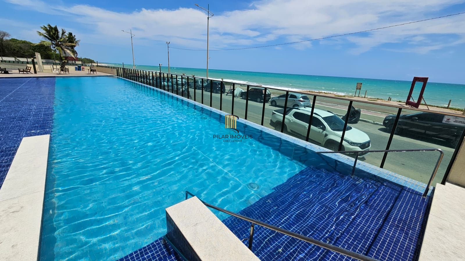 Apartamento 3 quartos, 3 suítes, 2 vagas, frente mar em Jacarecica, Maceió - Alagoas