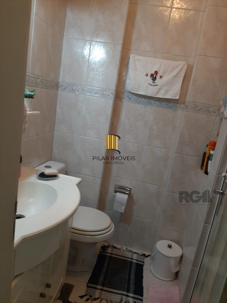 Apartamento de 02 quartos no Partenon