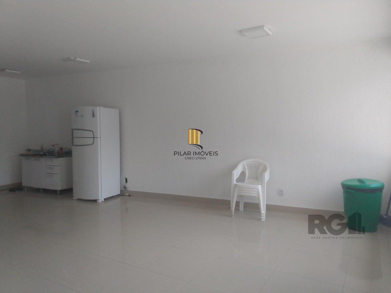 APARTAMENTO DE 2 DORMITORIOS REFORMADO BAIRRO SANTO ANTONIO - POA/RS