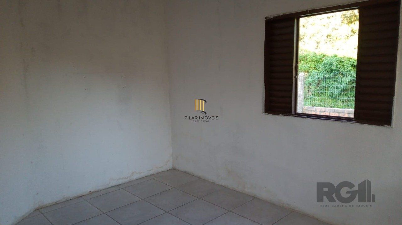 Casa à venda 2 dormitórios 3 vagas no Bairro Lami Porto Alegre RS