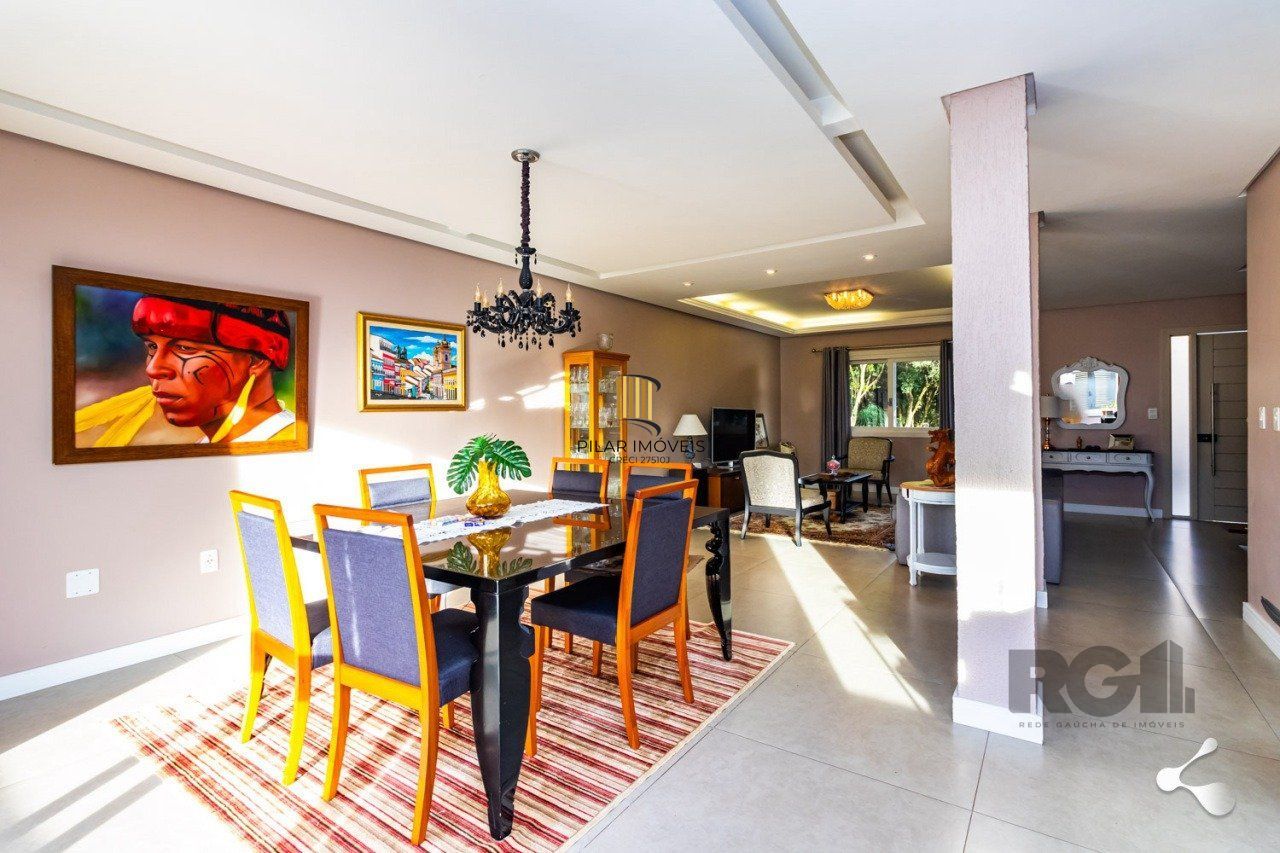 Casa de Condomínio 3 dormitórios no bairro Vila Nova