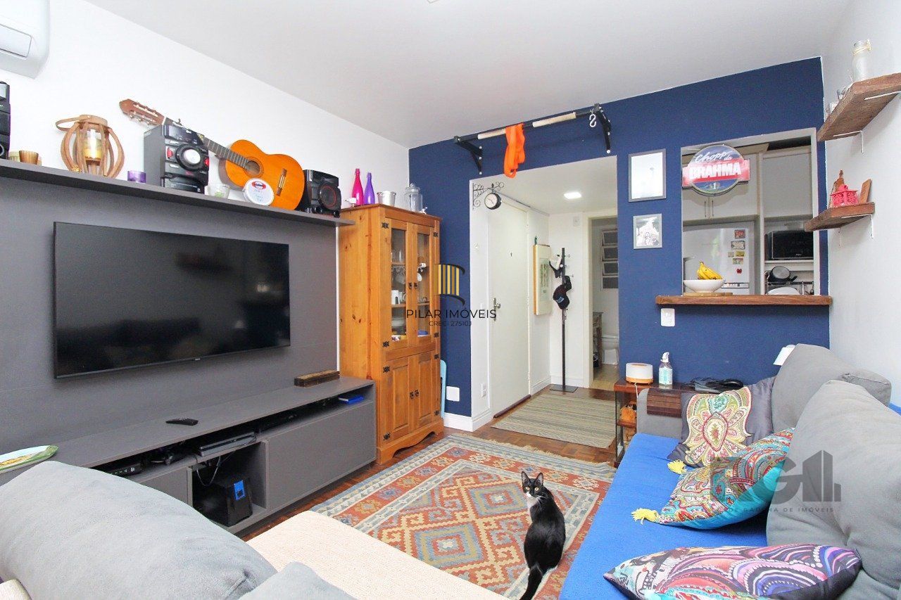 Apartamento a venda composto de dois dormitórios no bairro menino Deus com vaga