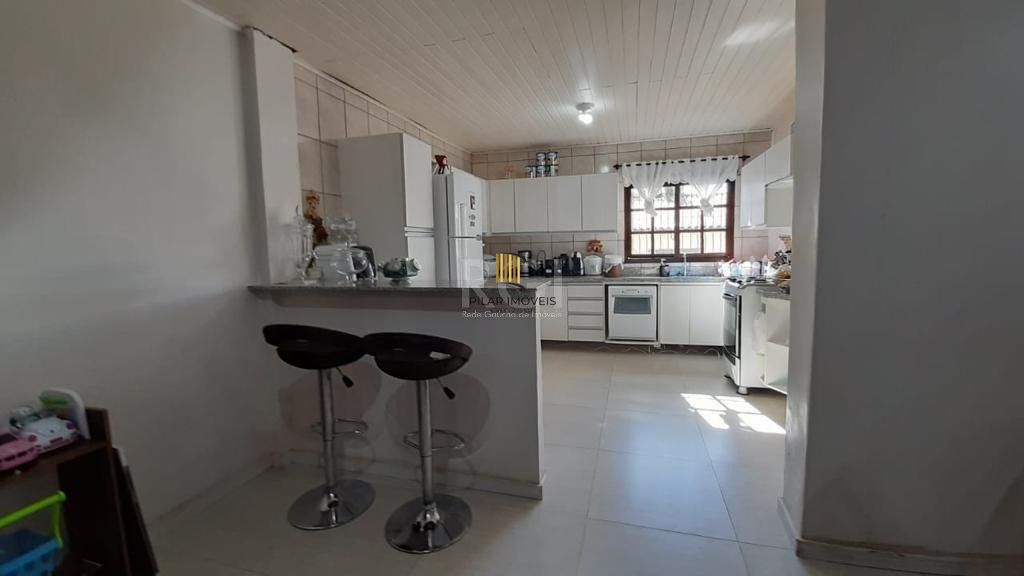 Casa 3 dormitórios no bairro Ipanema