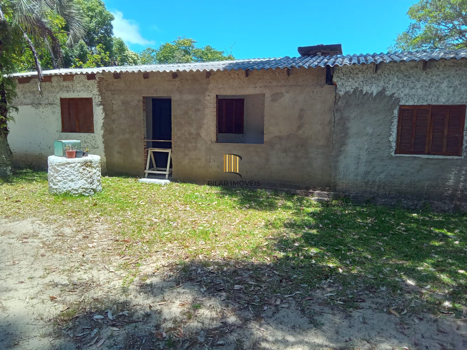 Sitio com 13 mil metros com casa !