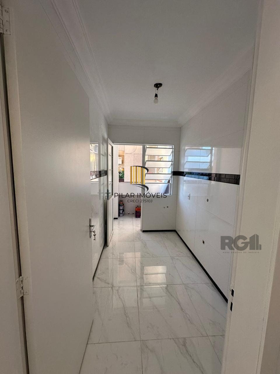 Apartamento de 1 dormitório no Bairro Glória