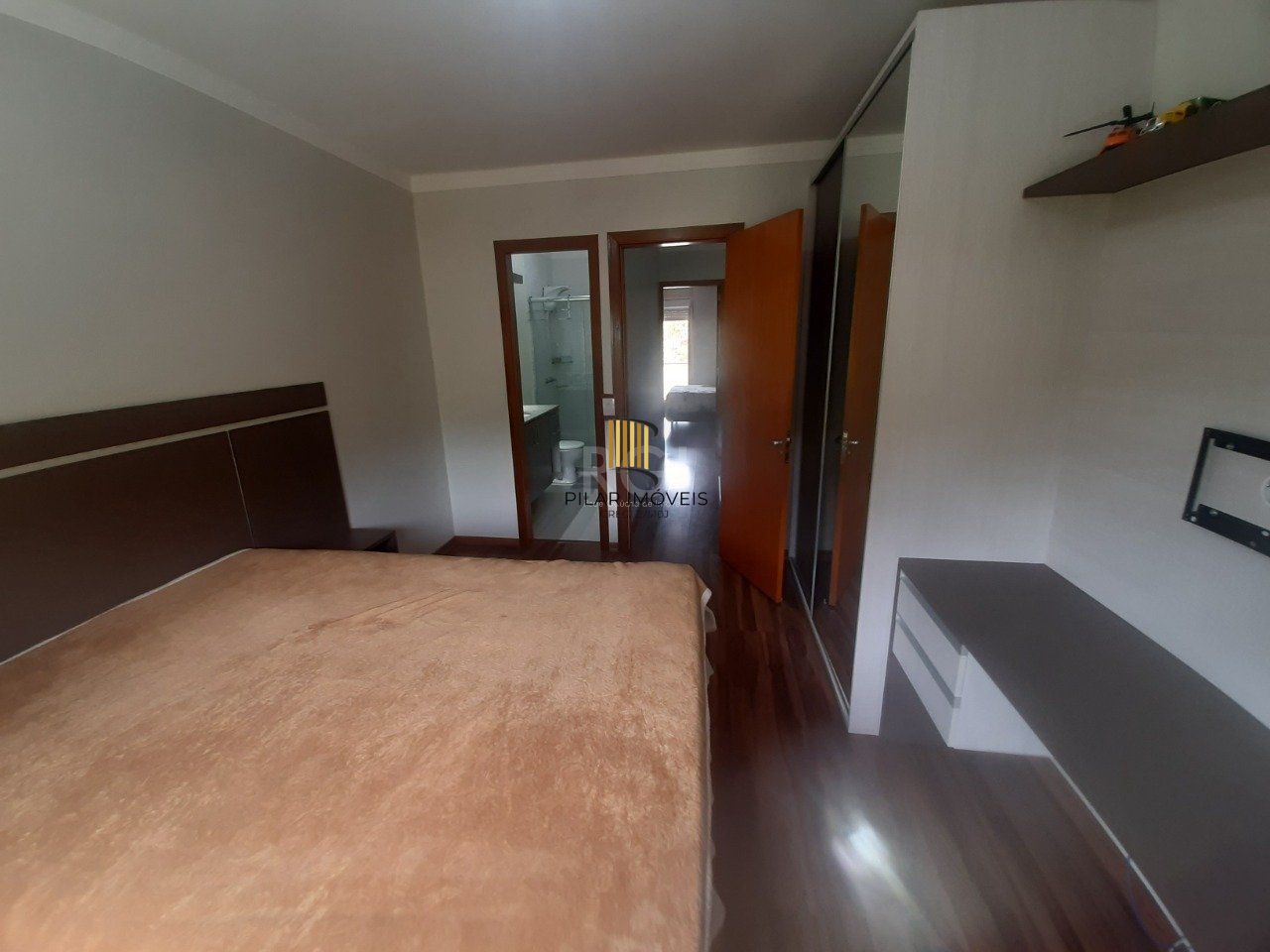 Casa com 2 quartos, 2 suítes, varanda, 1 vaga de garagem, no bairro Aberta dos Morros, Porto Alegre/RS