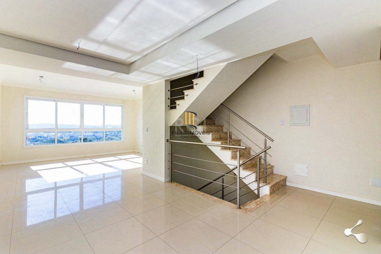 Casa 3 dormitórios no bairro Espírito Santo