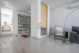 Casa 3 dormitórios no bairro Três Figueiras