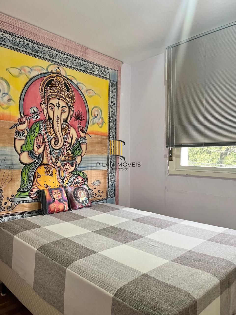 Apartamento a venda no bairro Cristal composto de dois dormitórios
