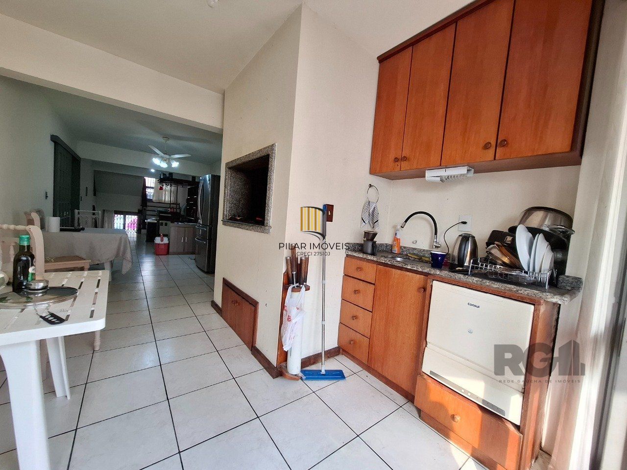 Casa com 537,00 m² com 04 dormitórios no Bairro Tristeza