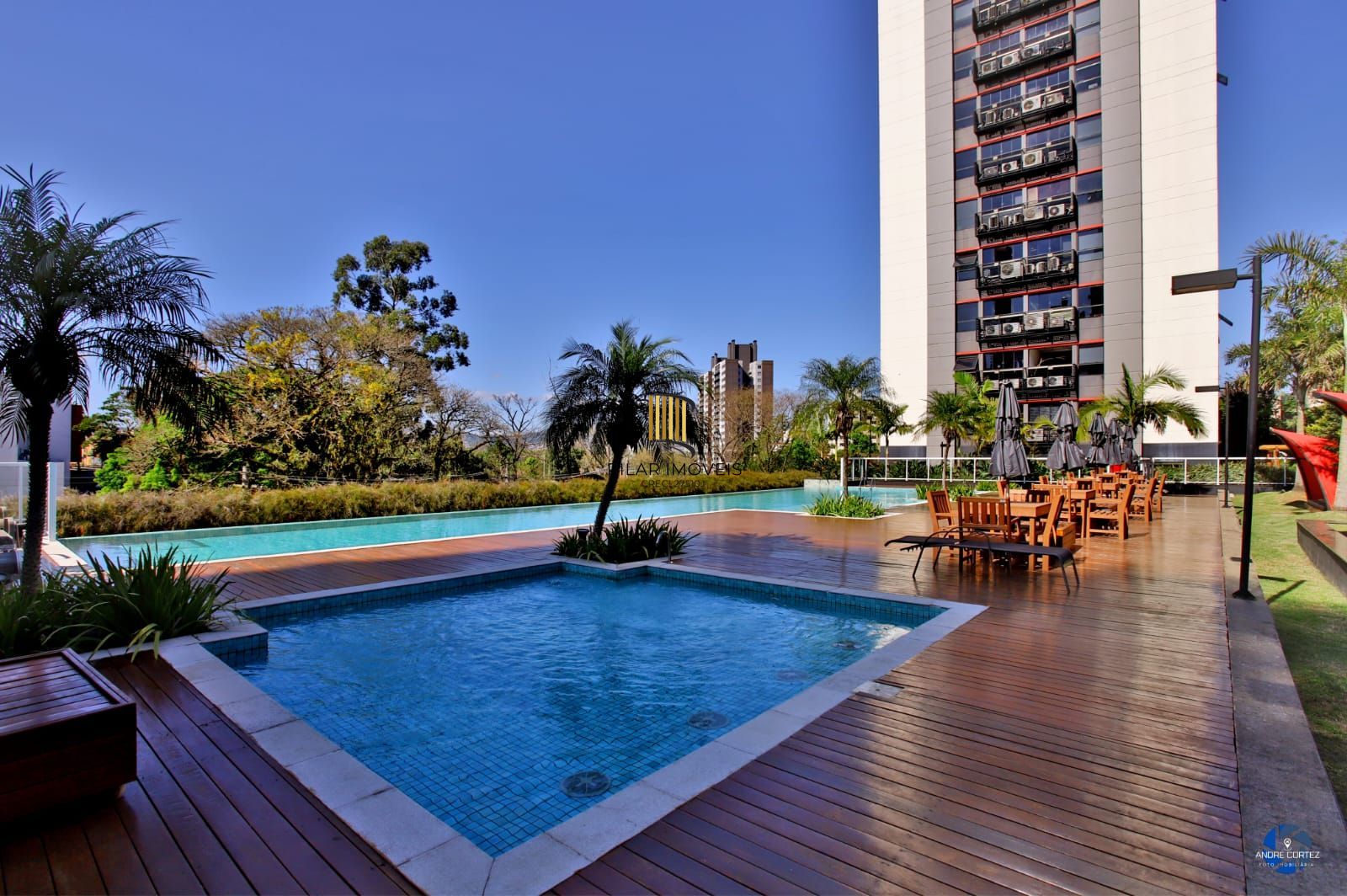 Apartamento de 02 quartos, , 01 vaga, 01 suítes, Área de serviço em Porto Alegre/RS