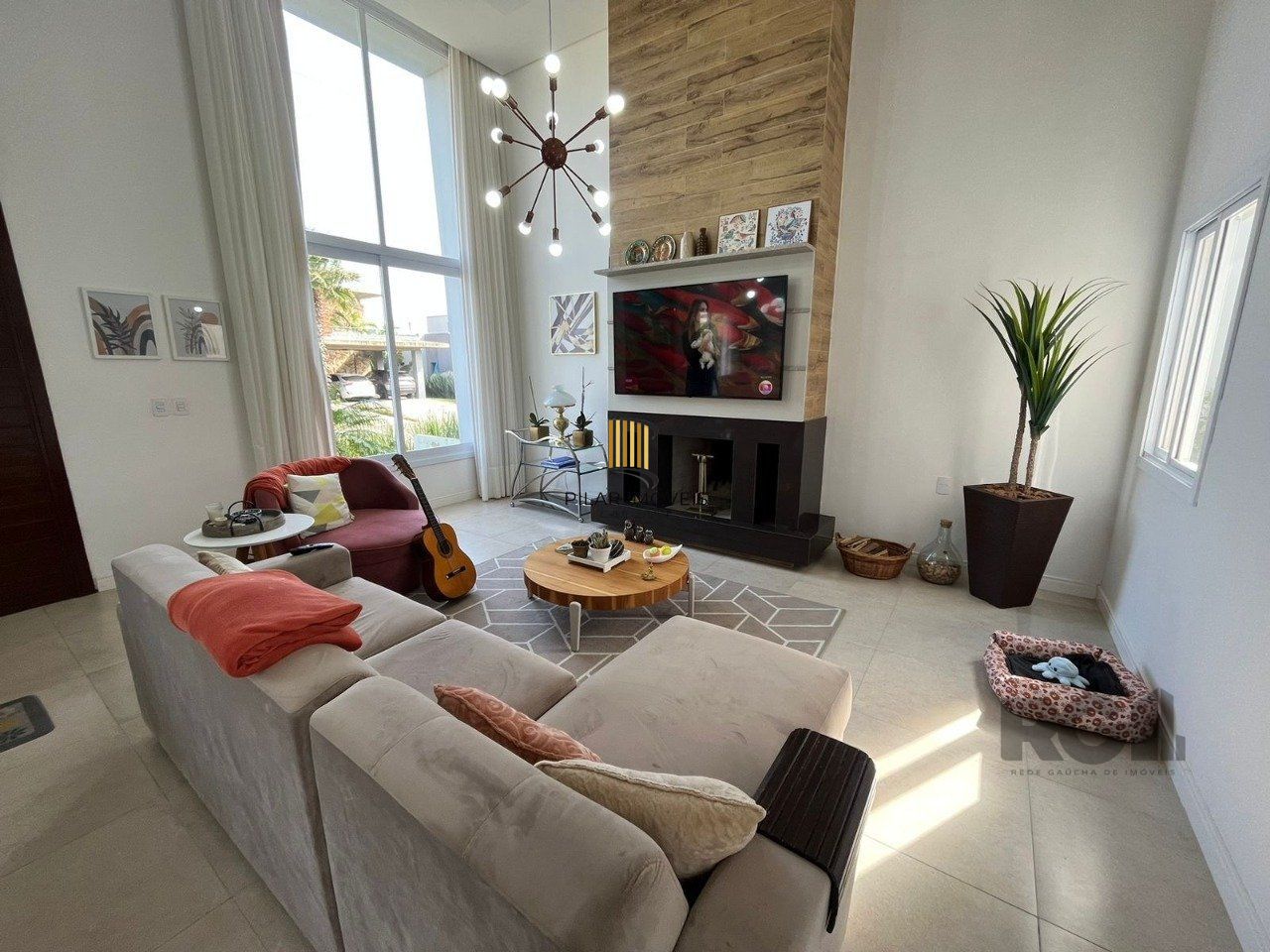 LINDA CASA 3 QUARTOS À VENDA CONDOMÍNIO DUBAI CAPÃO DA CANOA