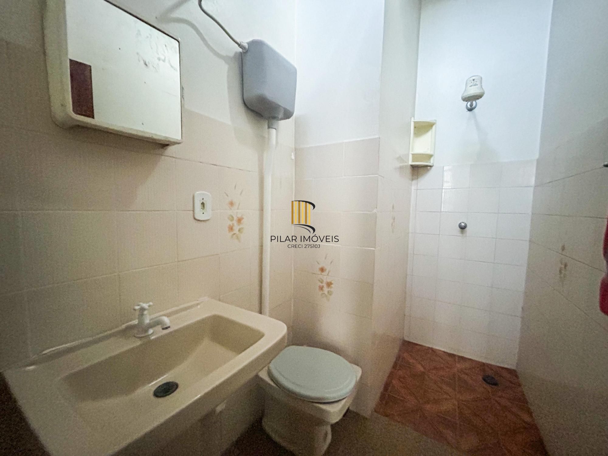 Casa Residencial com 3 Quartos, sendo 1 suíte e 3 Banheiros, no Bairro Santa Teresa em Porto Alegre, RS