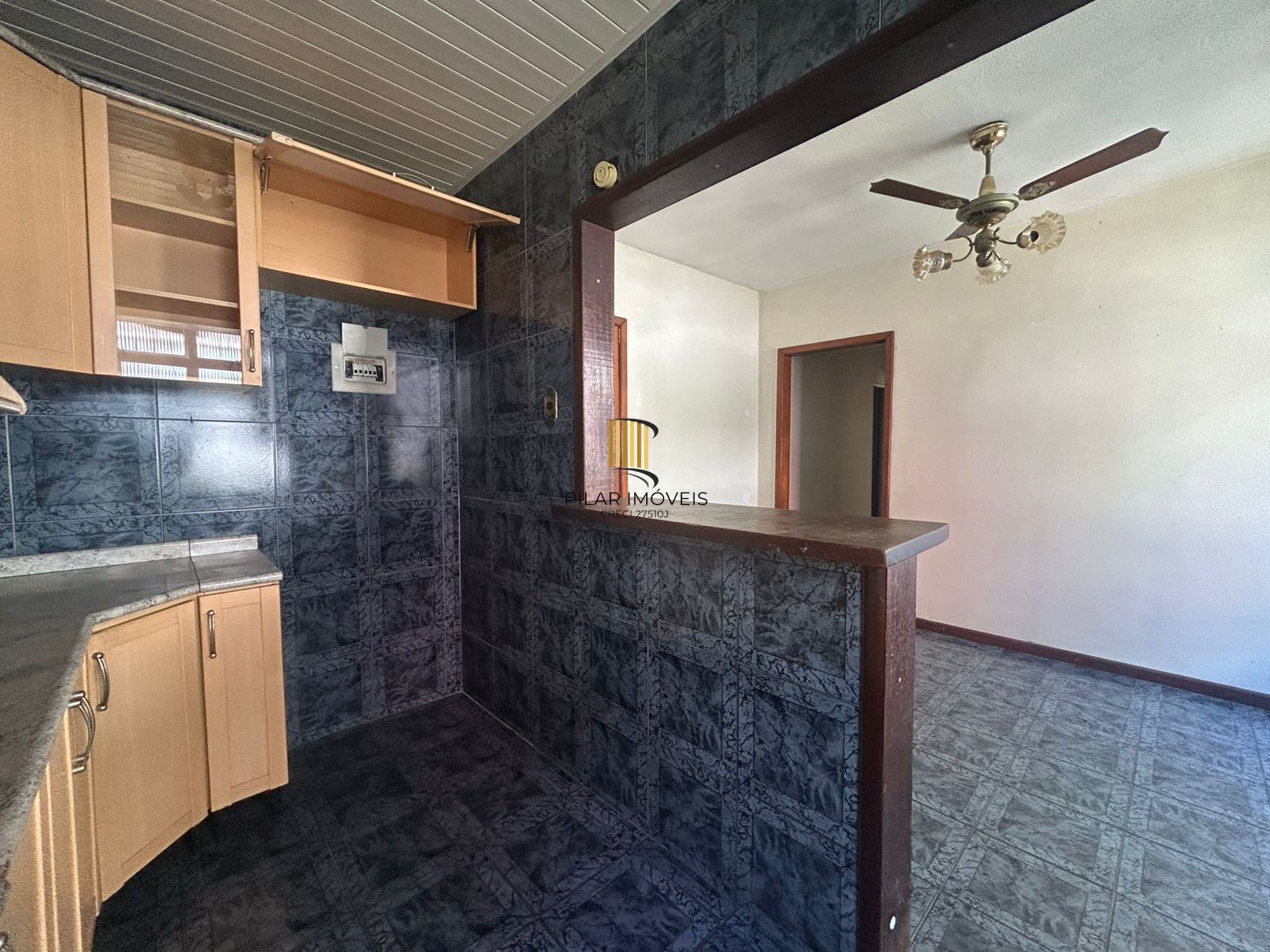 Apartamento de 2 dormitórios estacionamento rotativo e portaria