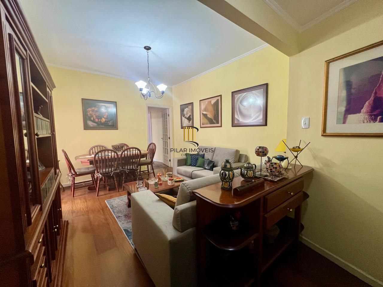 Apartamento 3 dormitórios com 80m2 no bairro Floresta.