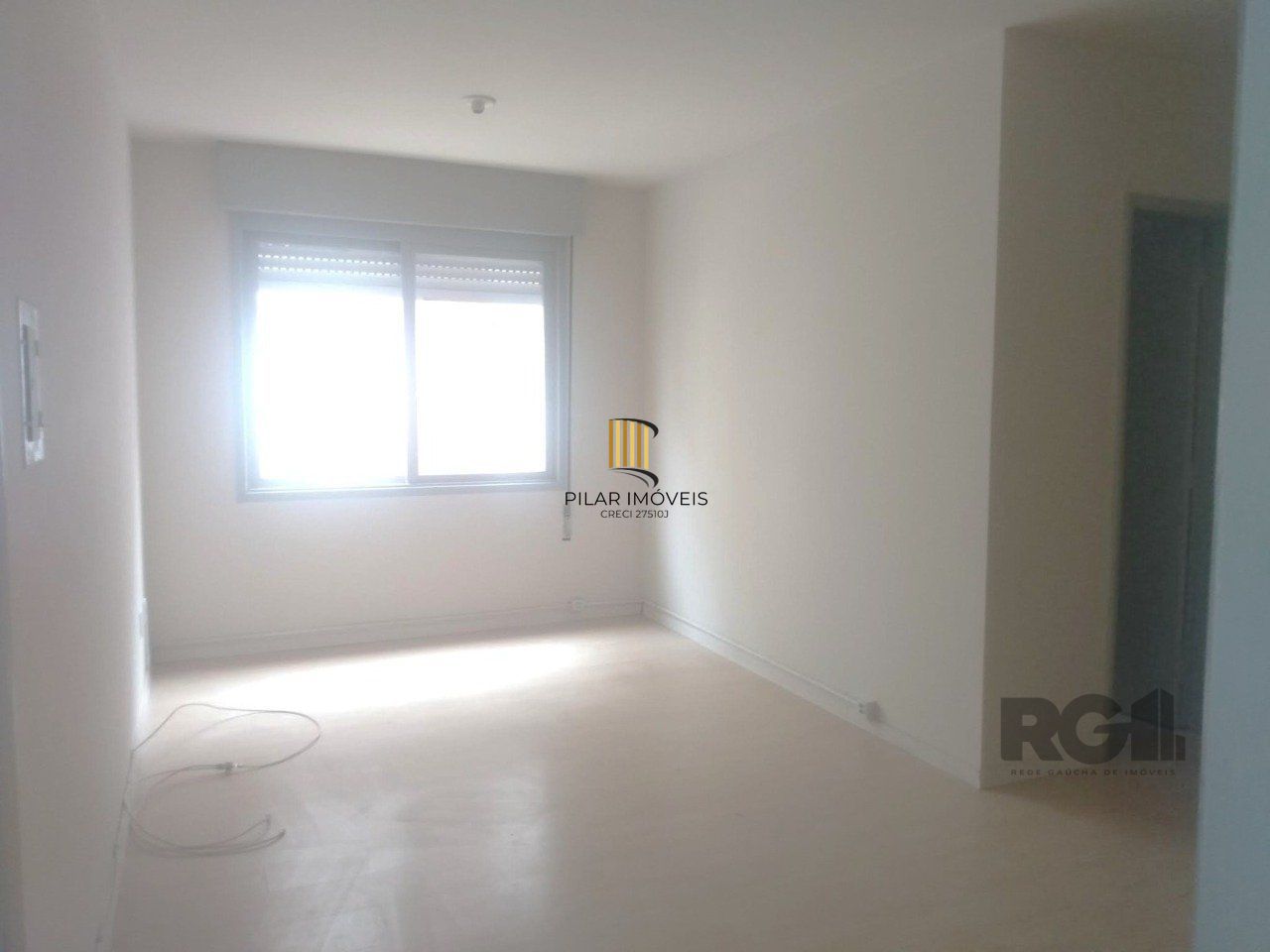 APARTAMENTO DE 2 DORMITORIOS REFORMADO BAIRRO SANTO ANTONIO - POA/RS