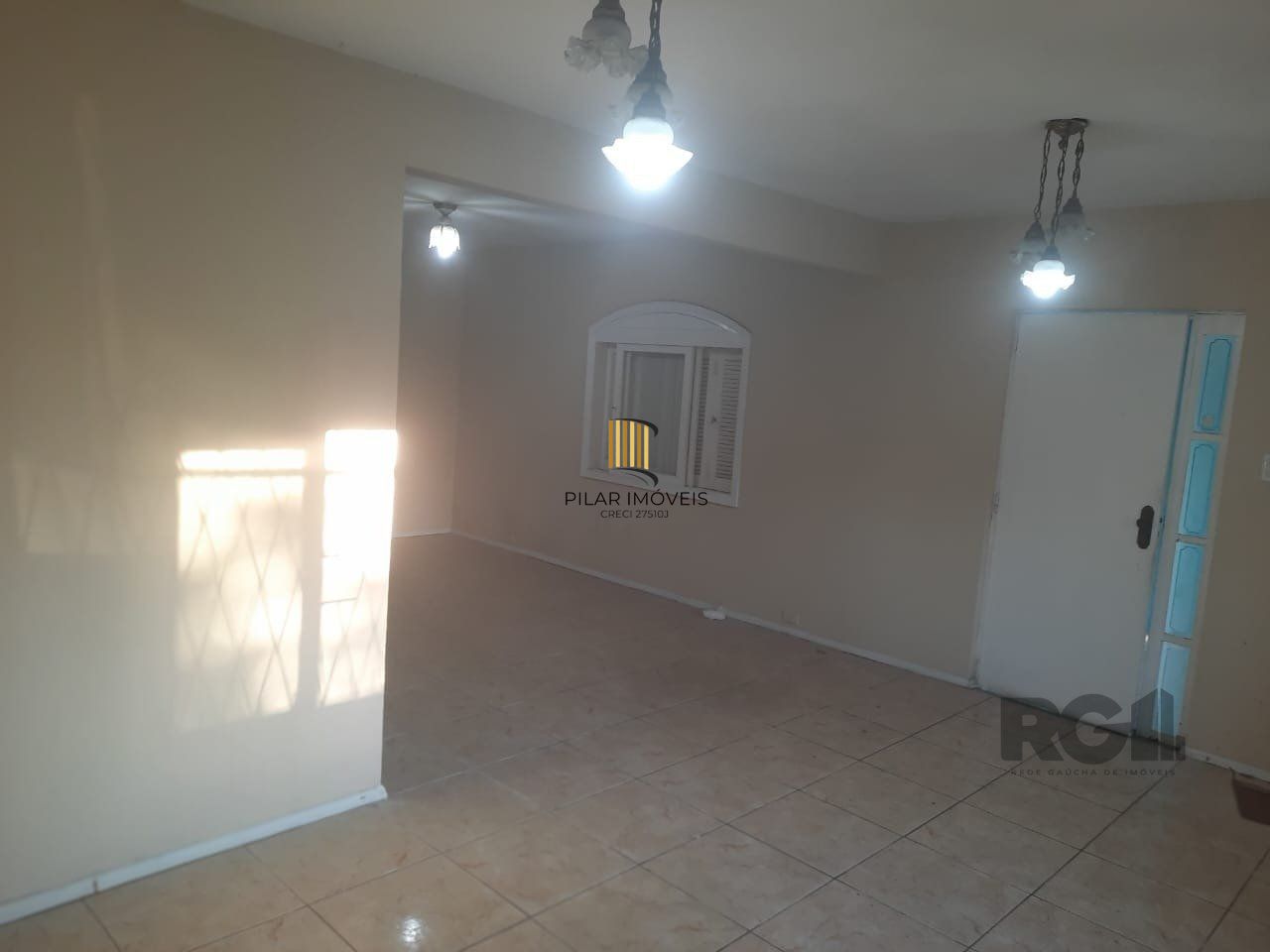Casa 3 dormitórios no bairro Parque Amador