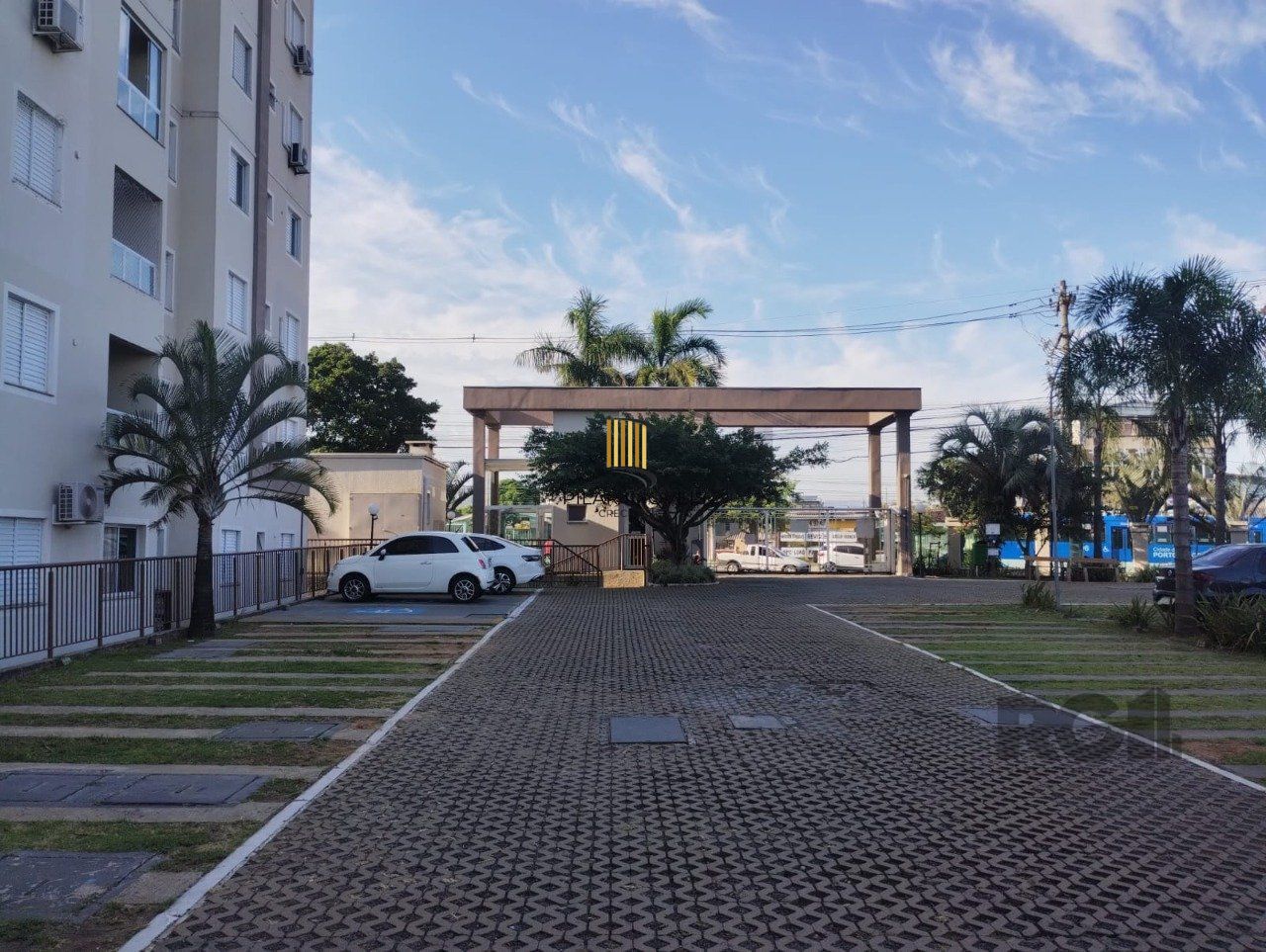 Apartamento 2 dormitórios no bairro Rubem Berta