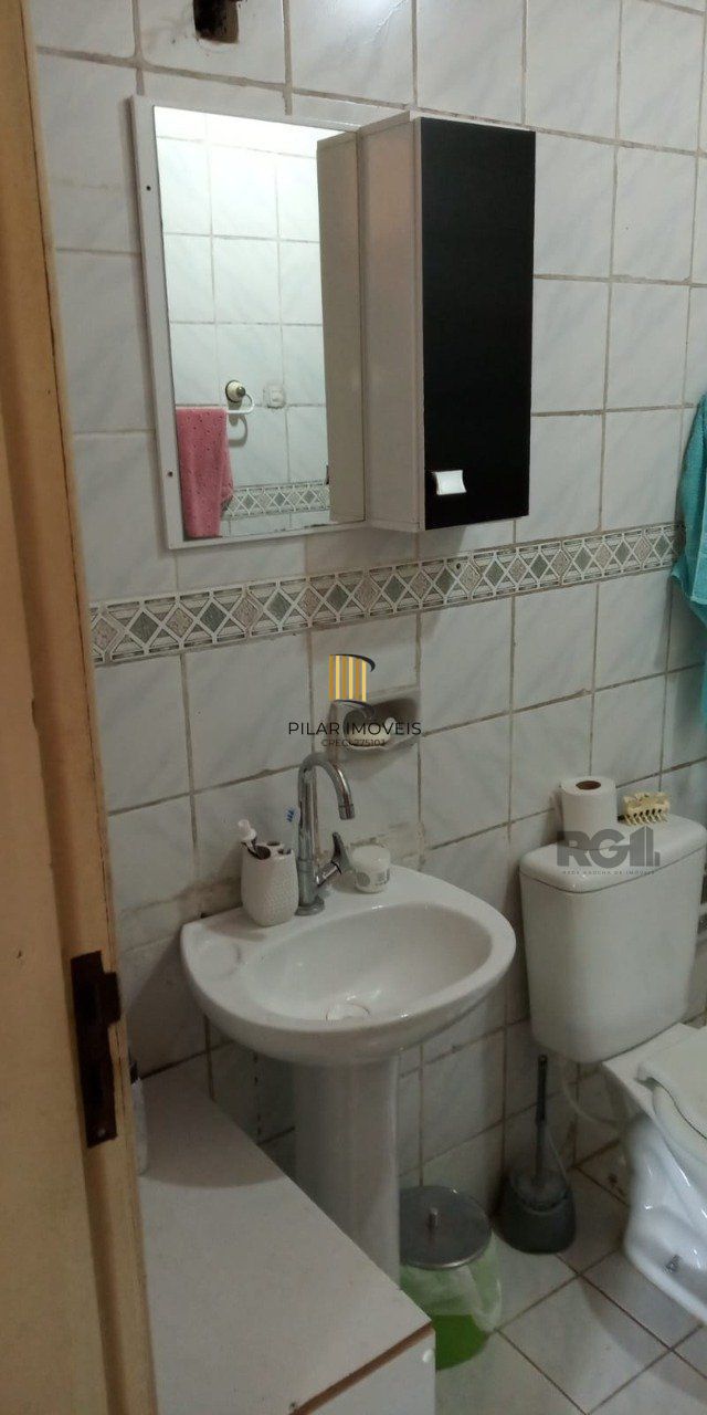 Casa 2 dormitórios no bairro Vila Nova