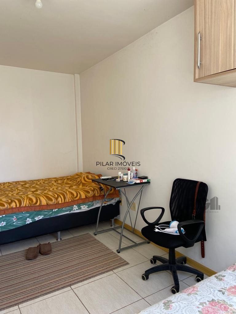 Apartamento 2 dormitórios no bairro Cavalhada
