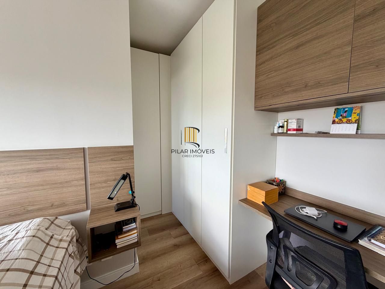 Apartamento com box duplo no bairro Teresópolis