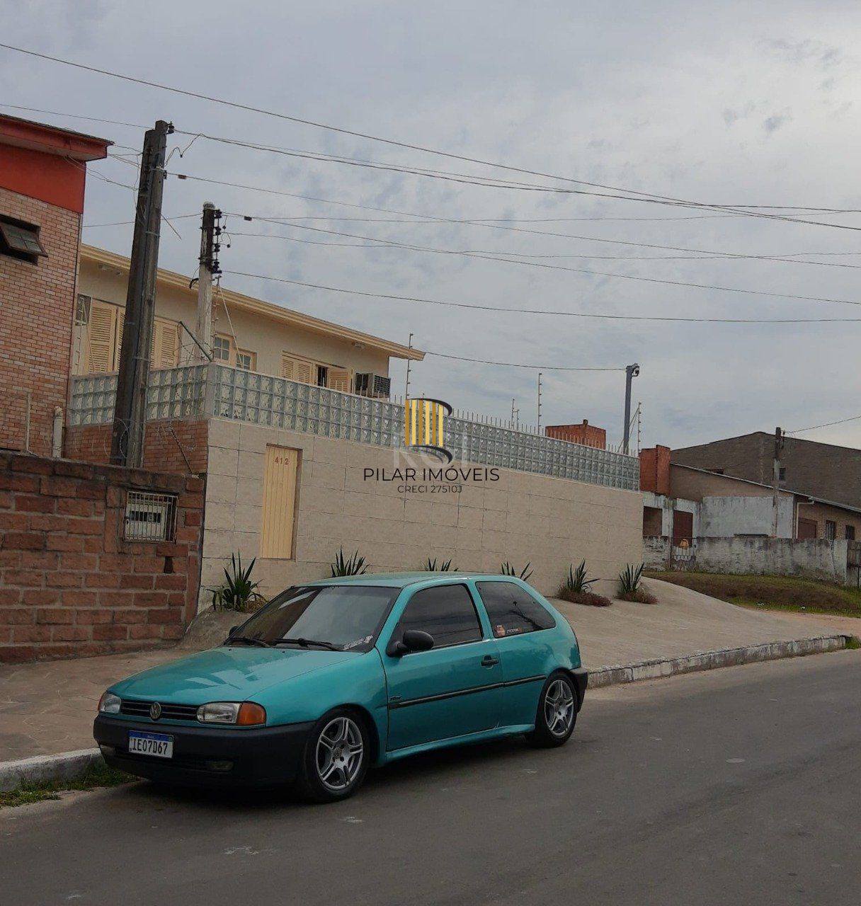 Casa para Venda - 103.38m², 2 dormitórios, sendo 1 suites, 3 vagas - Cecília, Porto Alegre