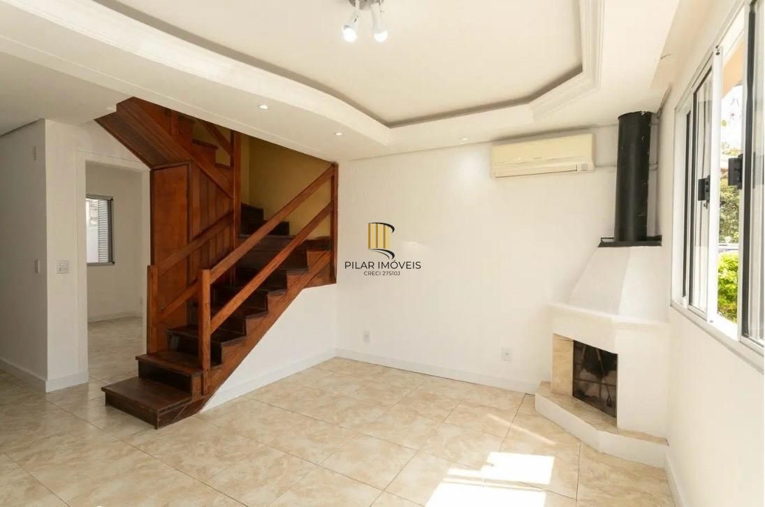 Casa em Condomínio com 03 quarto e 01 Vaga no Bairro Humaitá