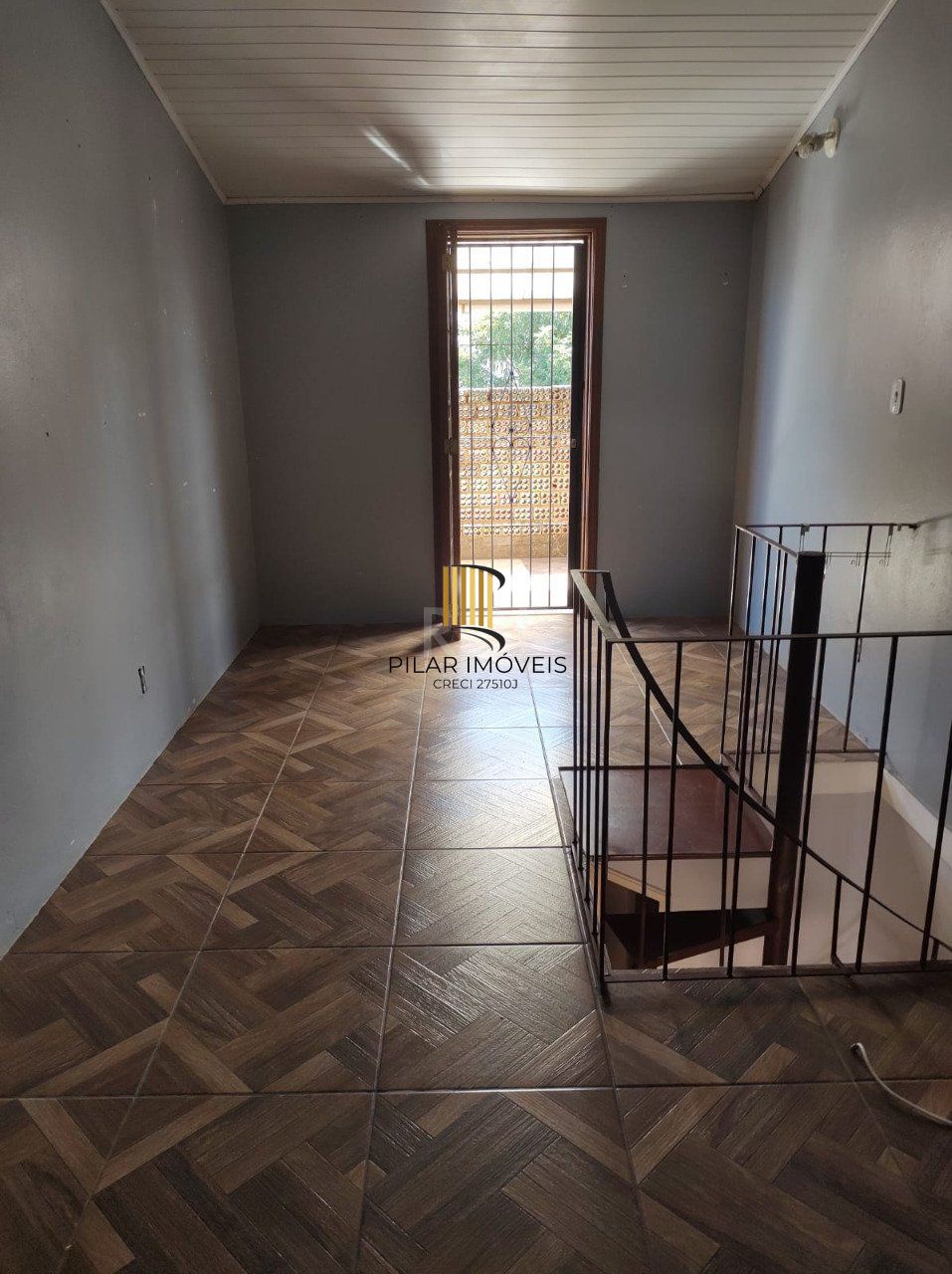 Casa Condominio para Venda - 36m², 2 dormitórios, 1 vaga - Guarujá, POA