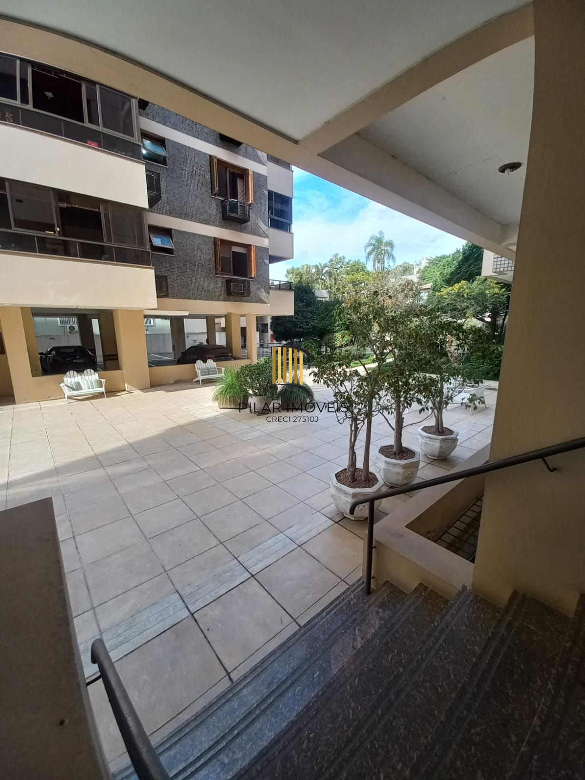 Apartamento reformado no coração da Tristeza
