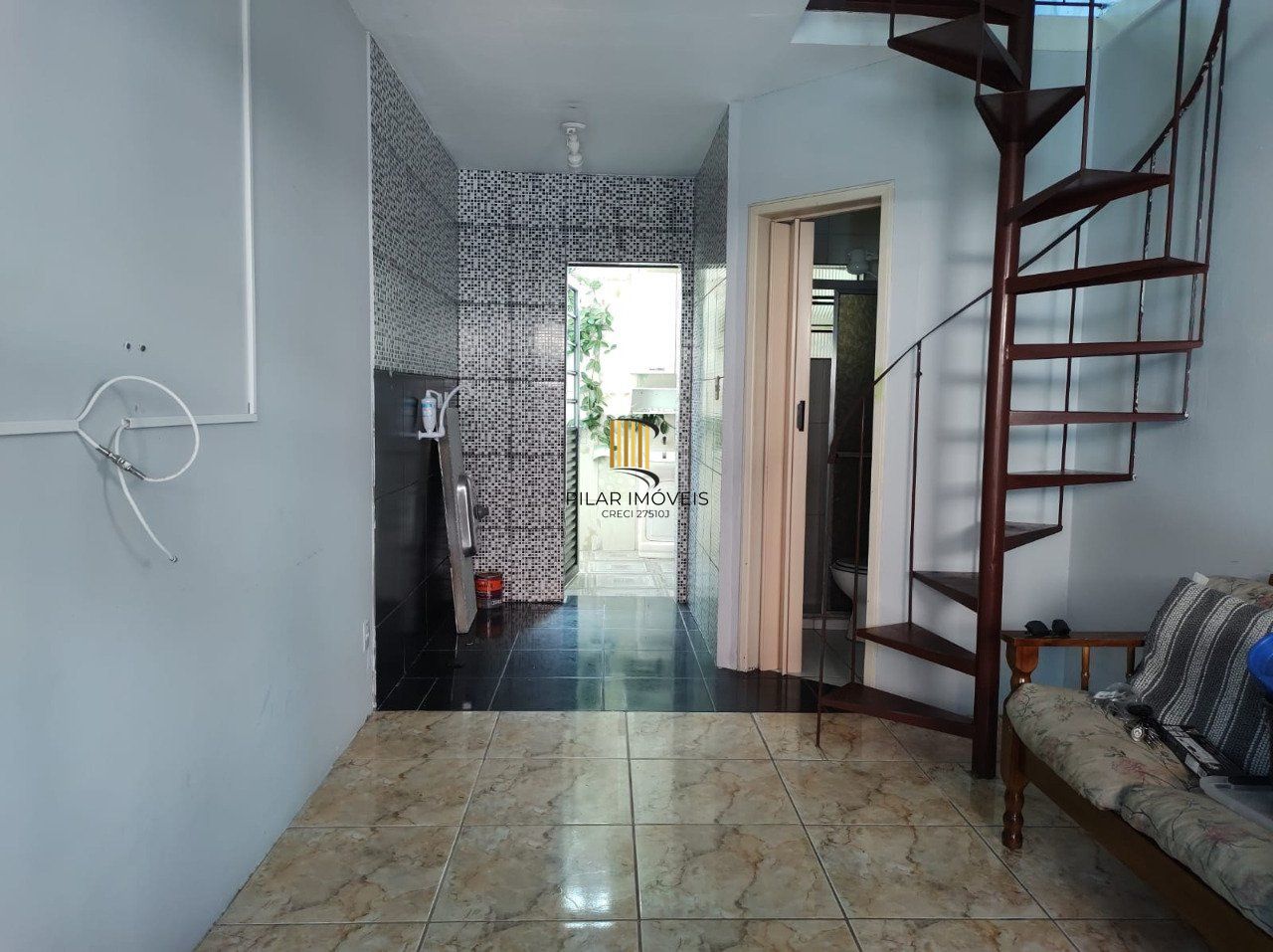 Casa Condominio para Venda - 36m², 2 dormitórios, 1 vaga - Guarujá, POA