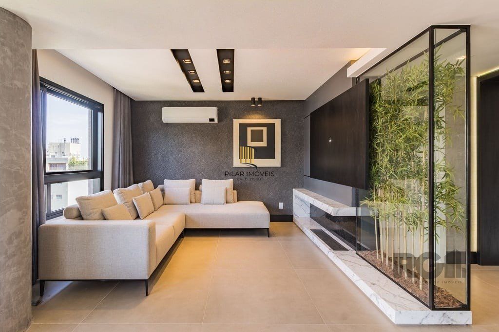 Apartamento para Venda - 130.07m², 3 dormitórios, sendo 3 suites, 3 vagas - Petrópolis