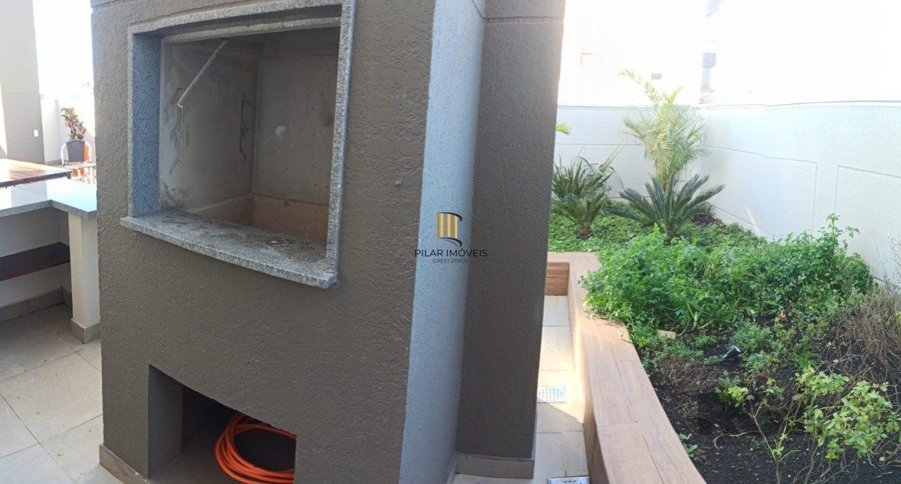 Grande OPORTUNIDADE!! Lindo Apartamento, com amplo Garden privado!!! Sua localização privilegiada, é com certeza um diferencial de destaque deste imóvel